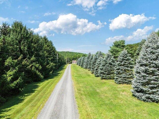 House for sale in Locks Corner, Mount Vernon