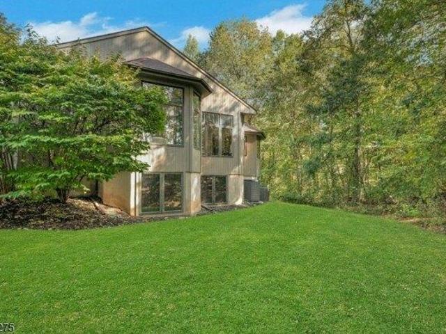 House for sale in Mountain Lakes, New Jersey