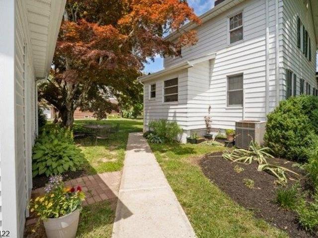 House for sale in Mountainside, New Jersey