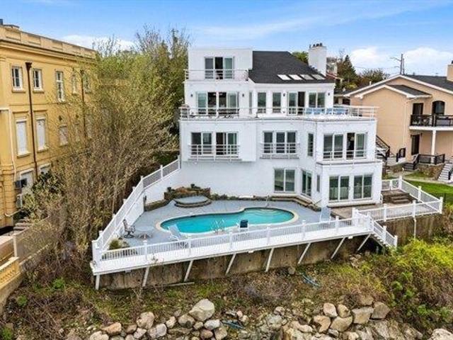 House for sale in Nahant, Massachusetts