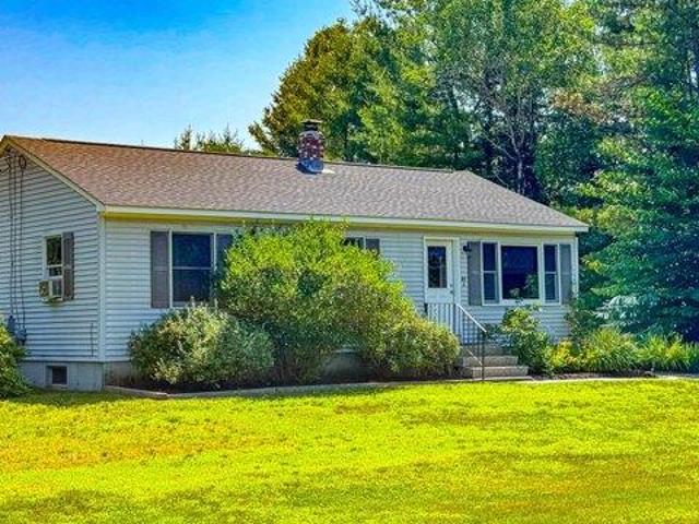 House for sale in Naples, Maine