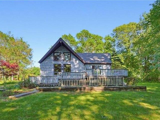 House for sale in Narragansett, Rhode Island