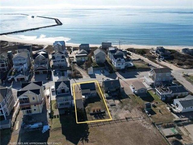 House for sale in Narragansett, Rhode Island