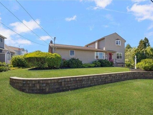 House for sale in Narragansett, Rhode Island