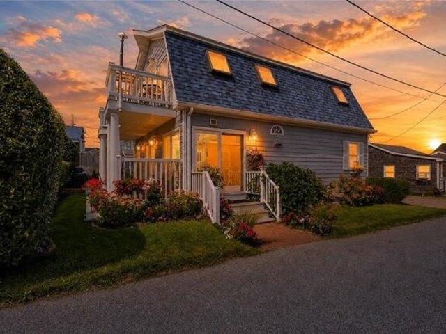 House for sale in Point Judith, Narragansett