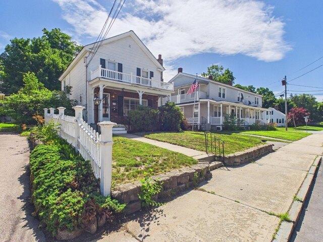 House for sale in New Hampshire