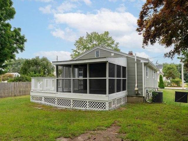House for sale in New Hampshire