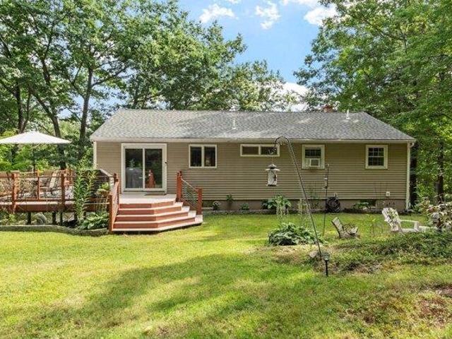 House for sale in New Hampshire