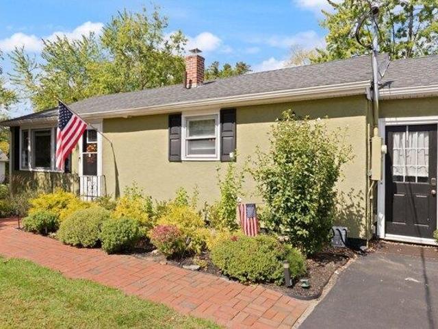 House for sale in Ward 7, Nashua