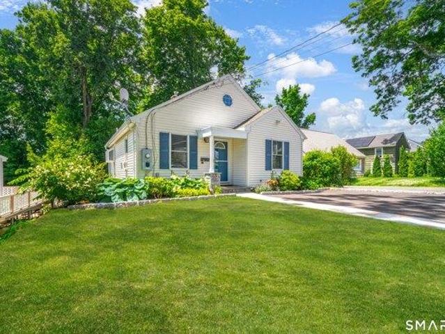 House for sale in Naugatuck, Connecticut