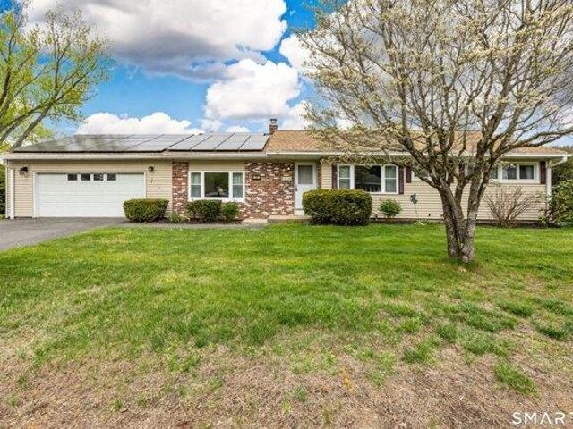 House for sale in Naugatuck, Connecticut