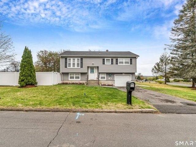 House for sale in Naugatuck, Connecticut