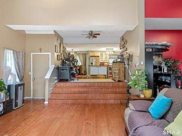 House for sale in Naugatuck, Connecticut
