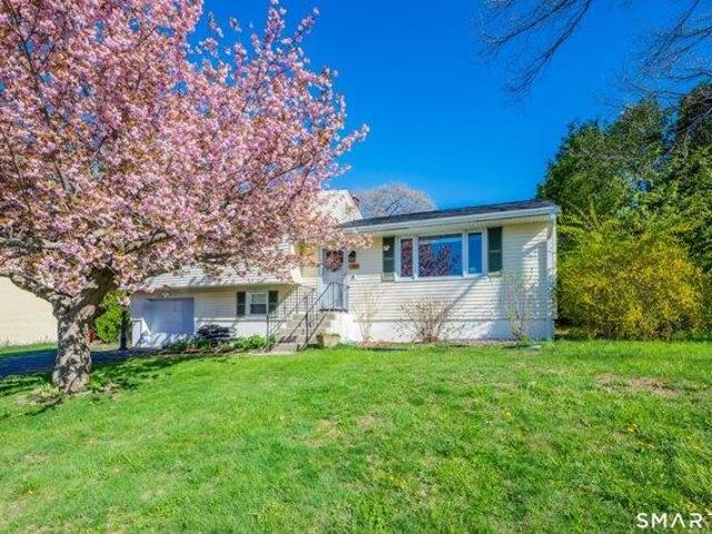 House for sale in Naugatuck, Connecticut