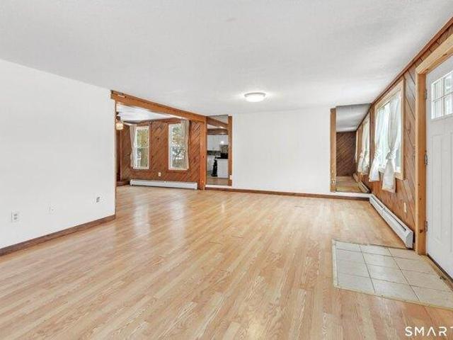 House for sale in Naugatuck, Connecticut