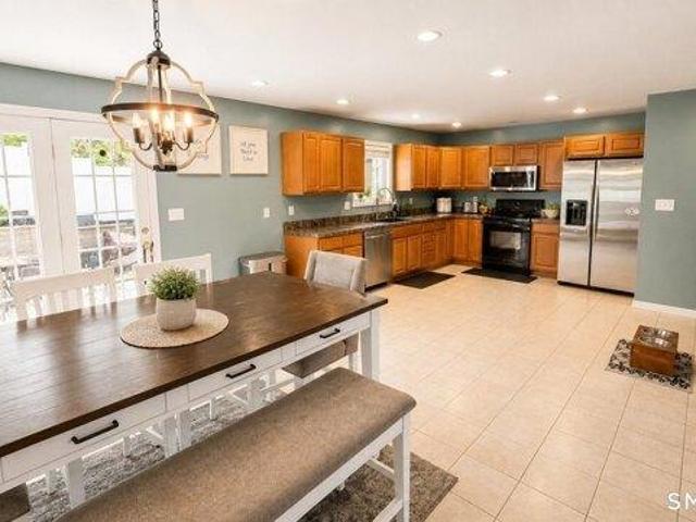 House for sale in Naugatuck, Connecticut