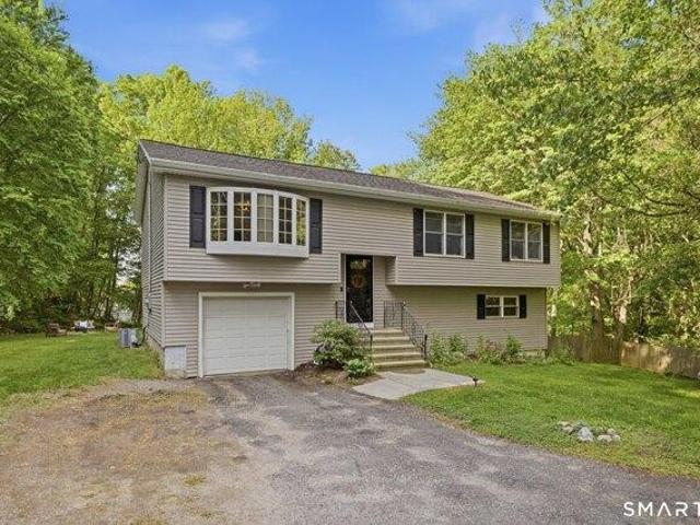 House for sale in Naugatuck, Connecticut