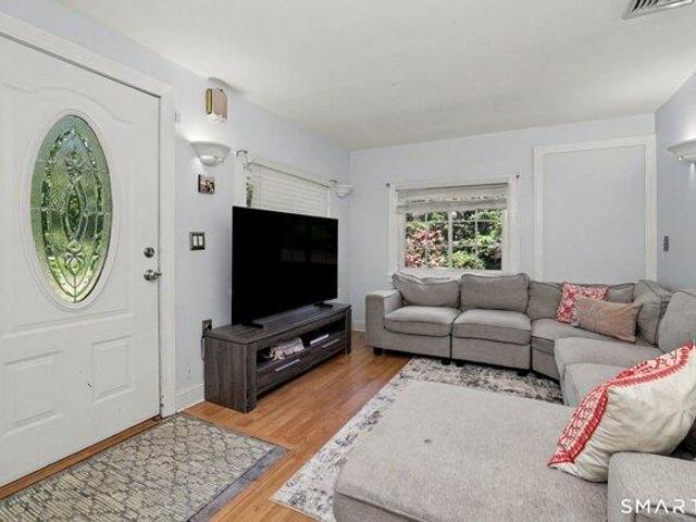 House for sale in Naugatuck, Connecticut