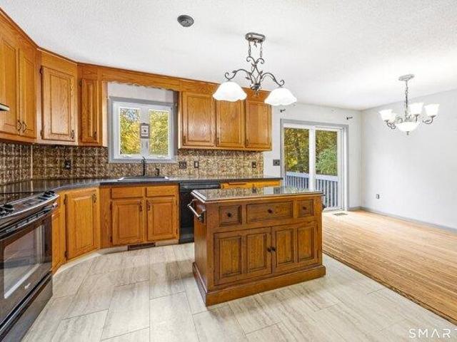 House for sale in Naugatuck, Naugatuck Valley Planning Region