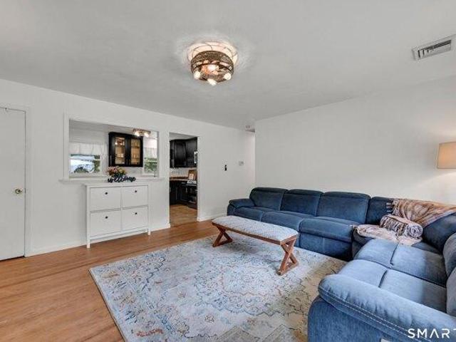 House for sale in Straitsville, Naugatuck