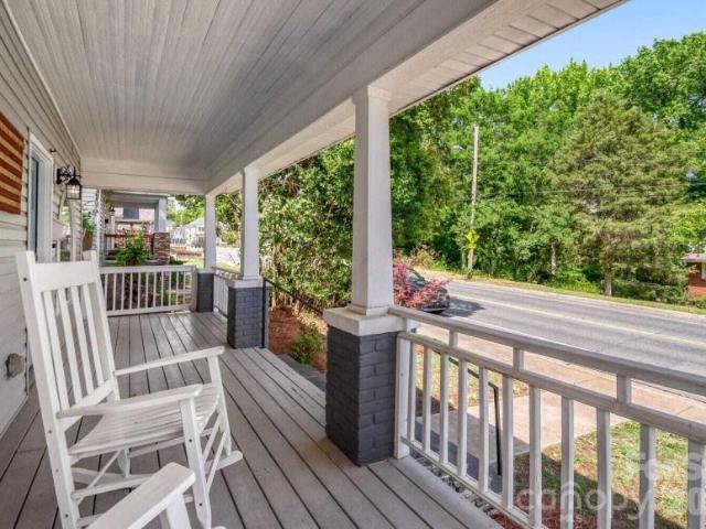 House for sale in Mecklenburg, North Carolina