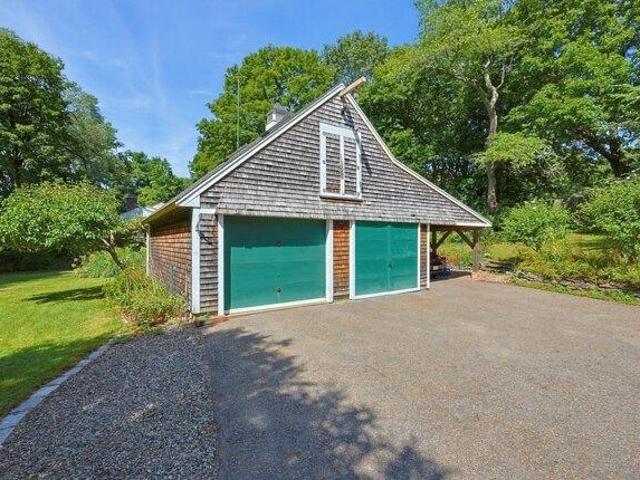 House for sale in Charles River Village, Needham