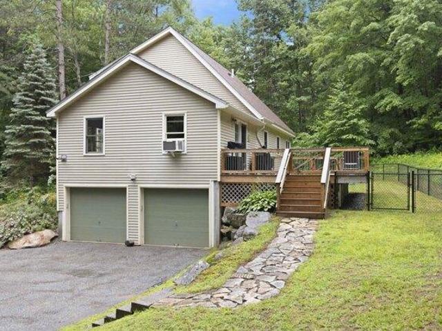 House for sale in New Hampshire