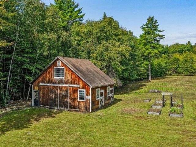 House for sale in New Boston, Hillsborough County