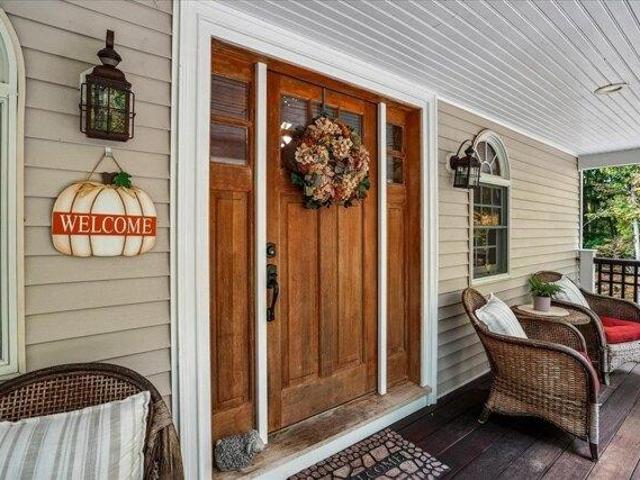 House for sale in New Boston, Hillsborough County