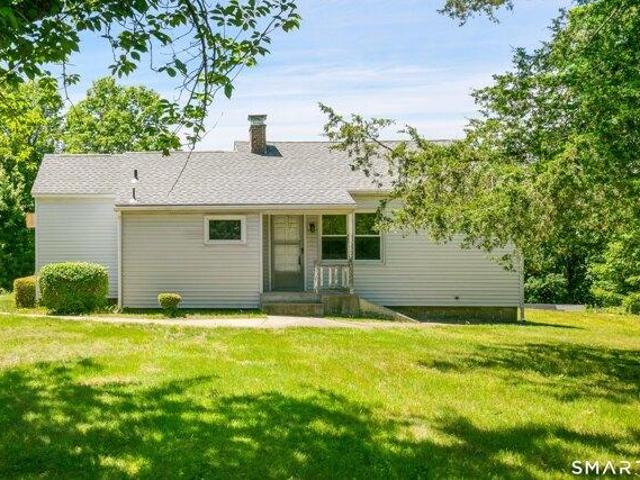 House for sale in New Fairfield, Connecticut