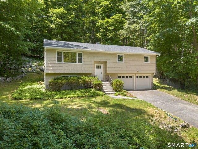 House for sale in New Fairfield, Connecticut