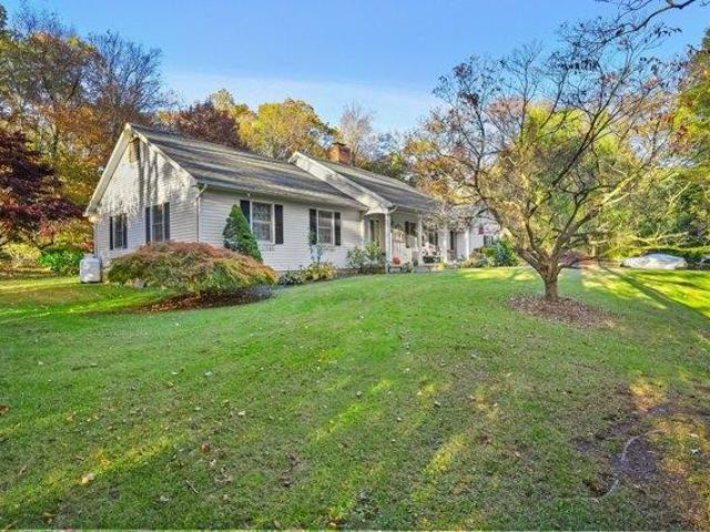 House for sale in New Fairfield, Connecticut