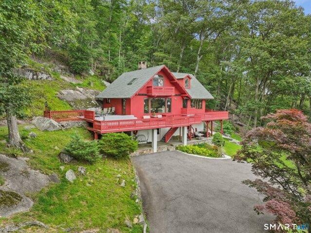 House for sale in New Fairfield, Connecticut