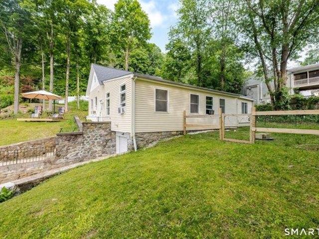 House for sale in New Fairfield, Connecticut