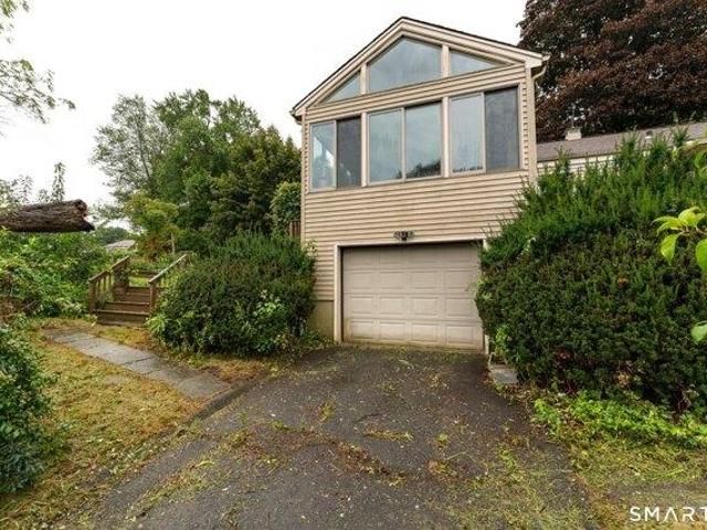 House for sale in New Fairfield, Connecticut