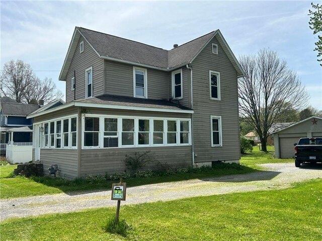 House for sale in Beaver, Pennsylvania