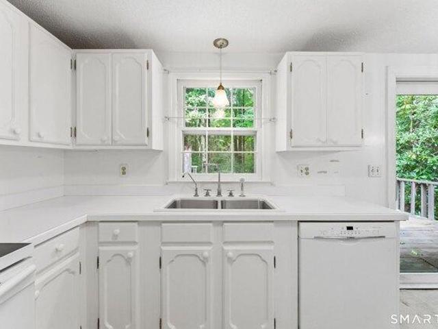 House for sale in New Hartford, Northwest Hills Planning Region