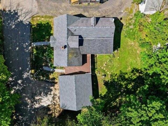 House for sale in New Ipswich Center, New Ipswich