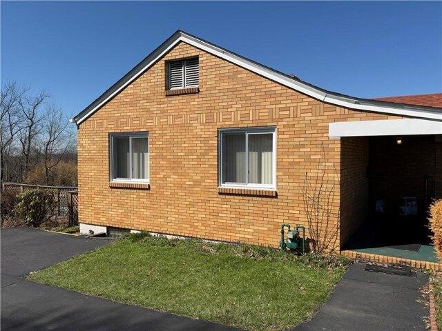 House for sale in New Kensington, Pennsylvania