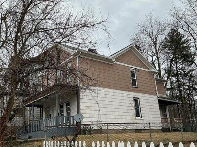 House for sale in New Kensington, Pennsylvania