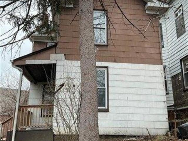 House for sale in New Kensington, Pennsylvania
