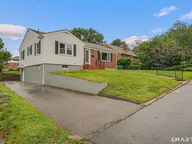 House for sale in New London, Connecticut