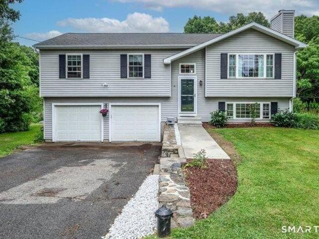 House for sale in Gaylordsville, Connecticut