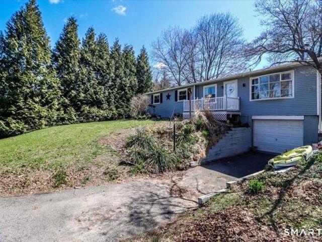 House for sale in Gaylordsville, Connecticut
