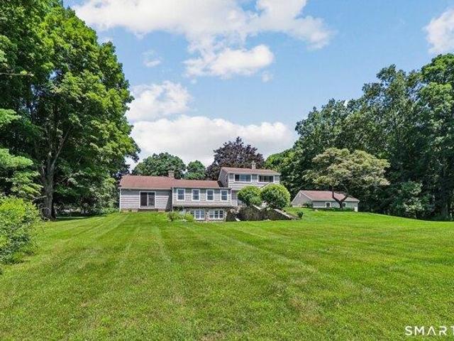 House for sale in Gaylordsville, Connecticut