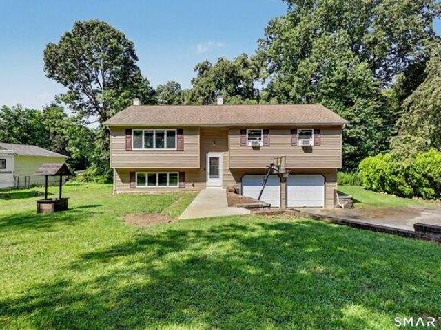 House for sale in Gaylordsville, Connecticut
