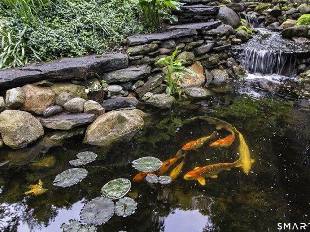 House for sale in Gaylordsville, Connecticut