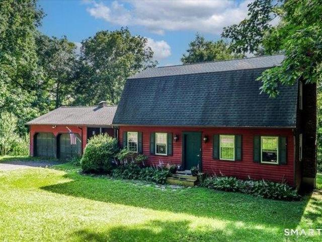 House for sale in Gaylordsville, Connecticut
