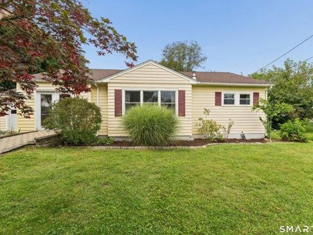 House for sale in Gaylordsville, Connecticut