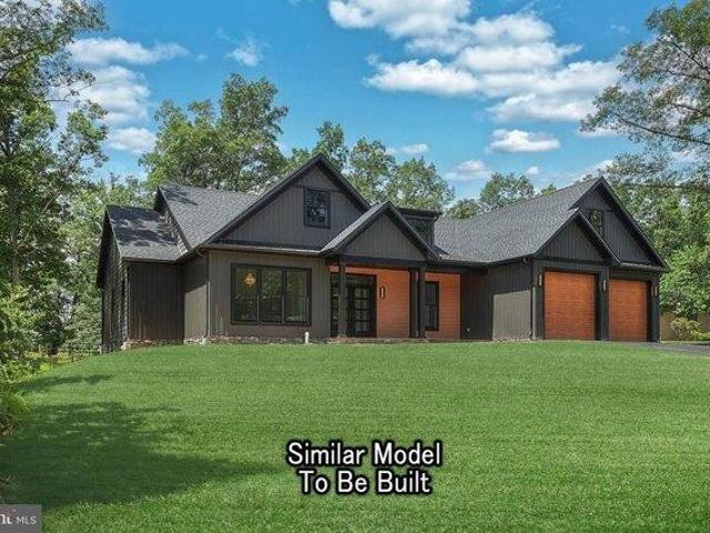 House for sale in New Oxford